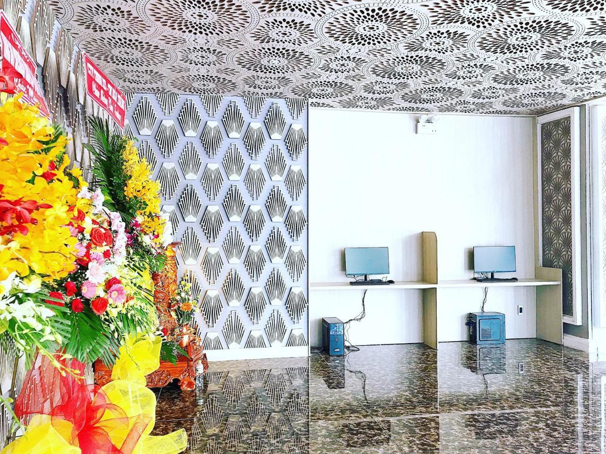 Holiday 2 Hotel 芹苴 外观 照片