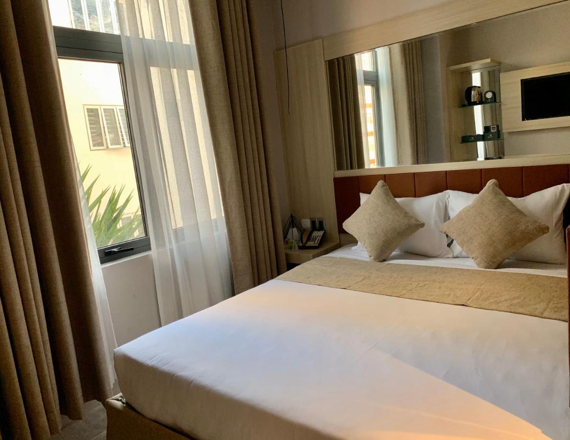 Holiday 2 Hotel 芹苴 外观 照片